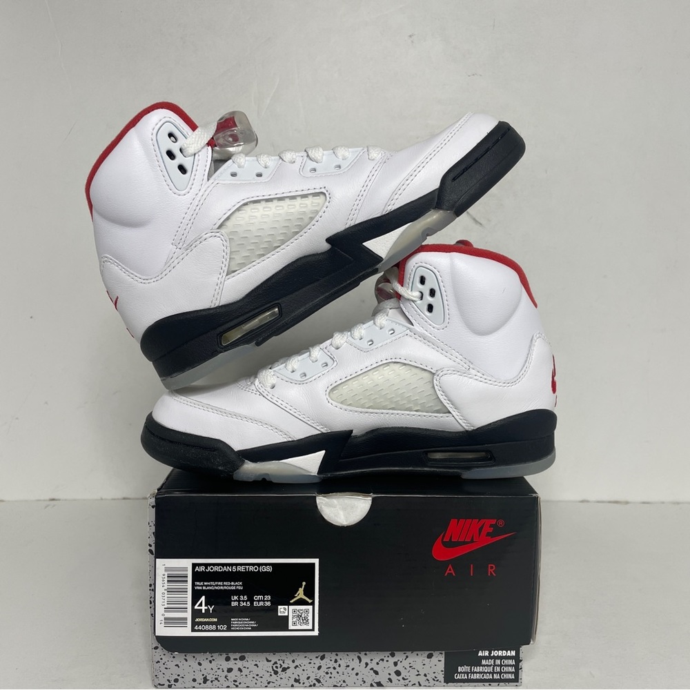 Nike Air Jordan 5 Retro GS “Fire Red” 2023 - Picture 3 of 4